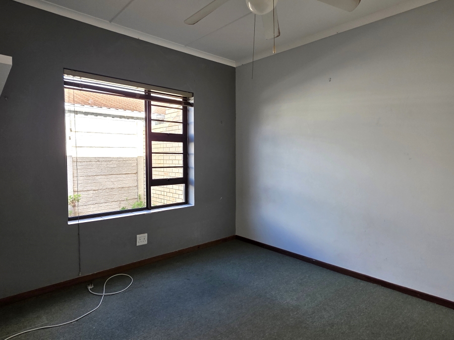 2 Bedroom Property for Sale in Jeffreys Bay Central Eastern Cape